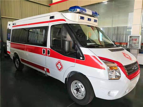 泸定县福特V362救护车